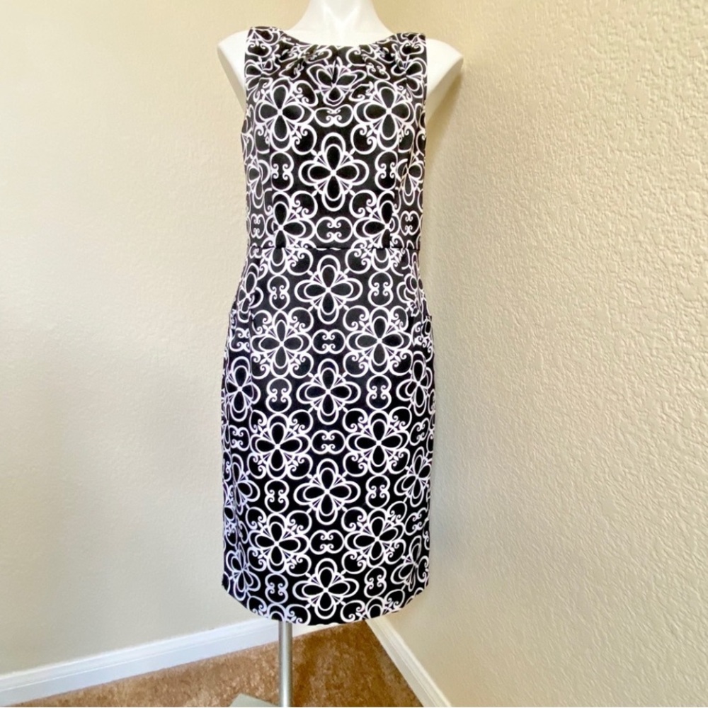 London Times Black and White Sheath Midi Dress